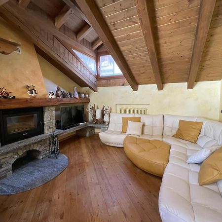 Miramountains Apartment Ла Туил Екстериор снимка