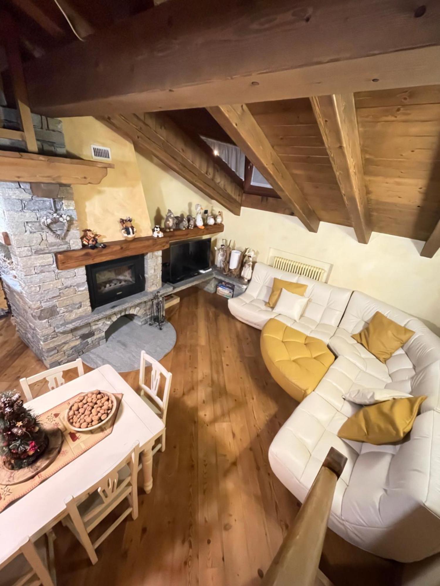 Miramountains Apartment Ла Туил Екстериор снимка
