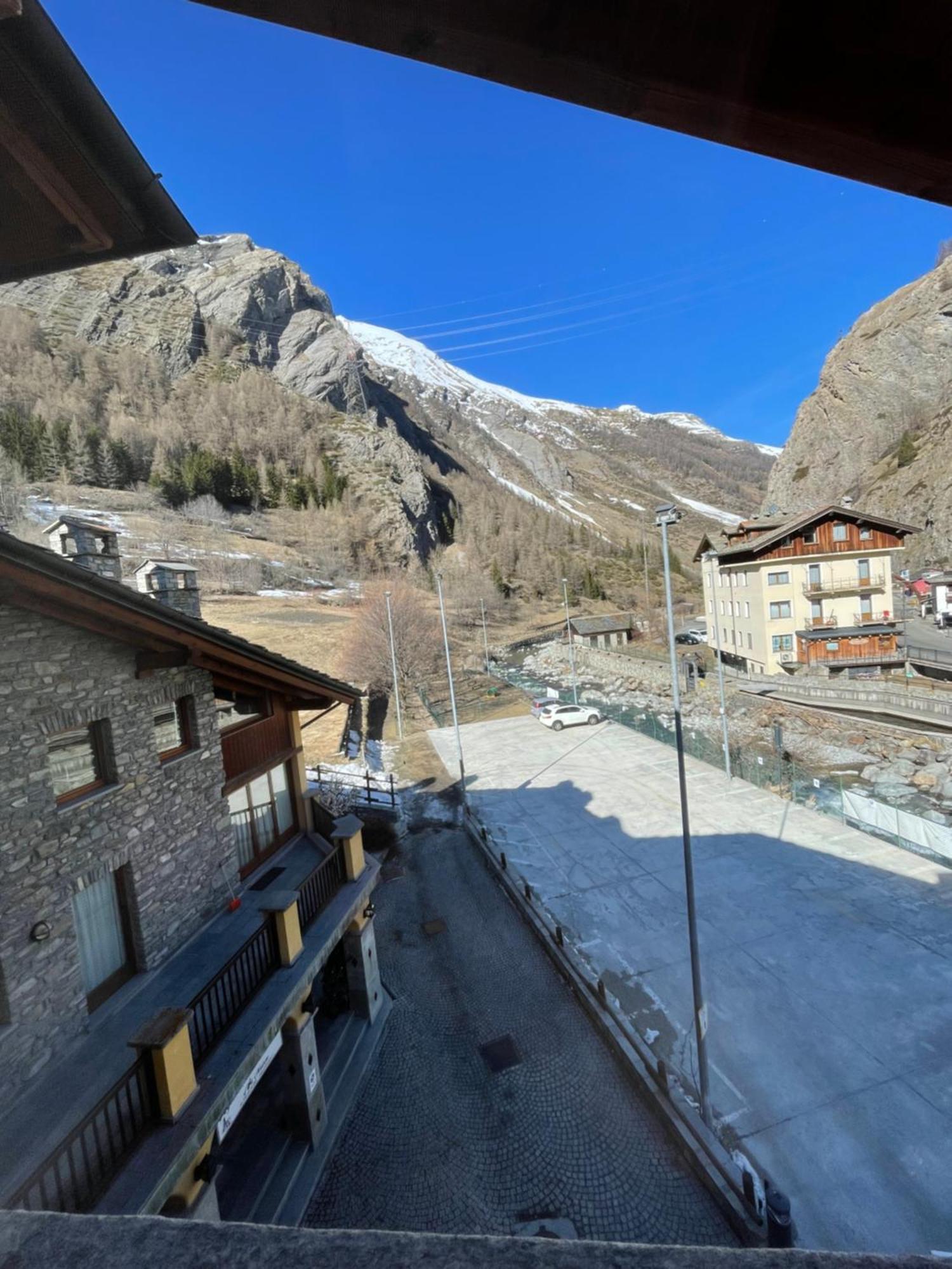 Miramountains Apartment Ла Туил Екстериор снимка